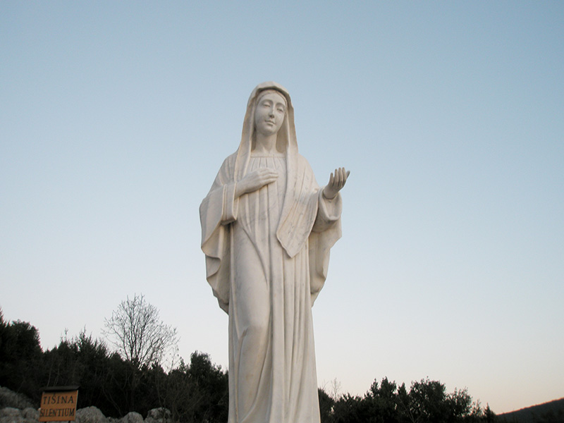 Il Cielo di Medjugorje si è fermato sul santuario…